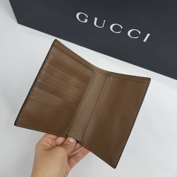 NWT Gucci Microguccissima Brown Passport Holder - Picture 7 of 7